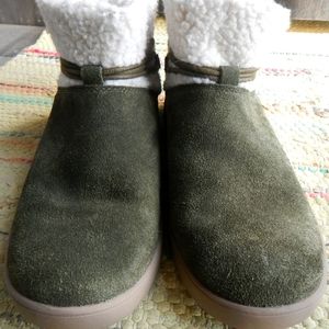 Koolaburra By UGG Womens Green Suede Ankle Boots Sz 6